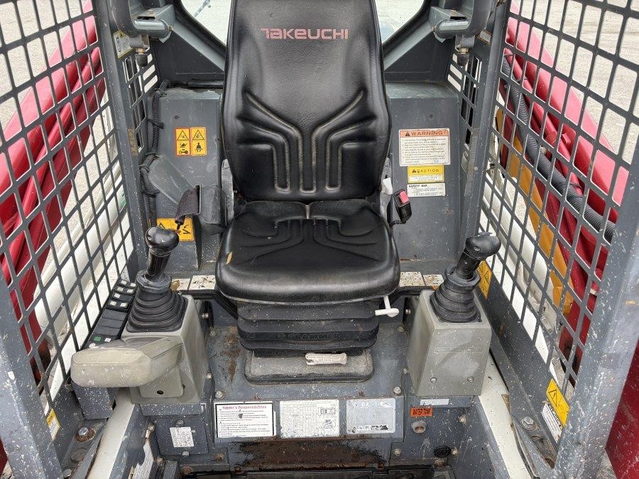 2019 Takeuchi TL8 Compact Track Loader - Image 23