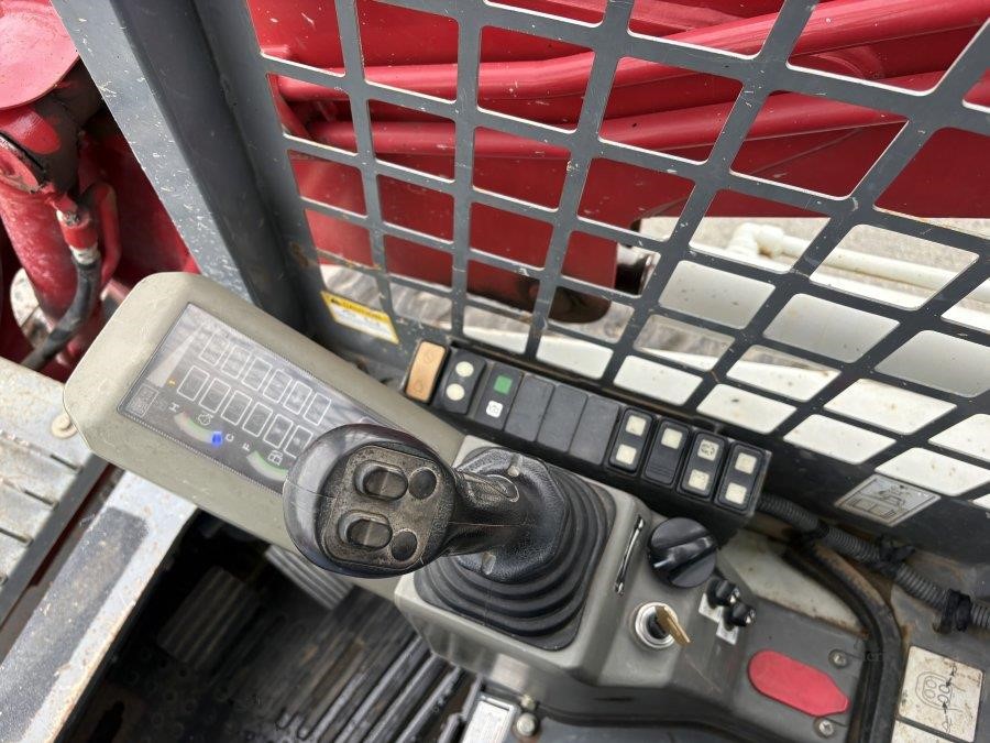 2019 Takeuchi TL8 Compact Track Loader - Image 24