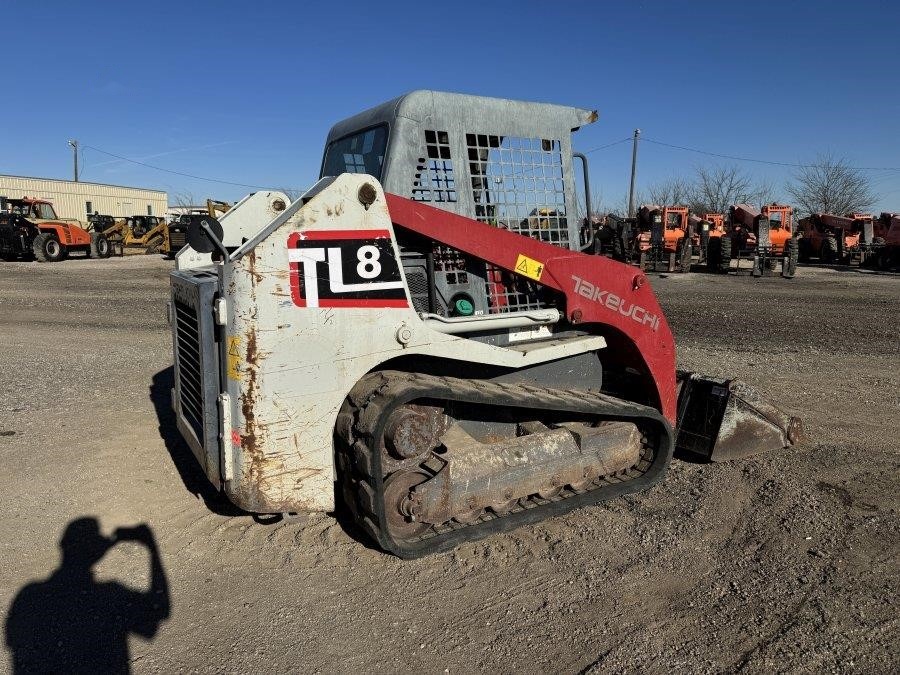 2019 Takeuchi TL8 Compact Track Loader - Image 5