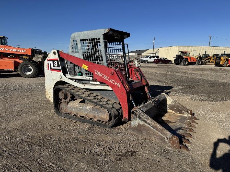 2019 Takeuchi TL8 Compact Track Loader - Image 7