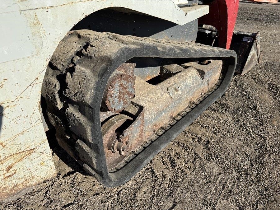 2019 Takeuchi TL8 Compact Track Loader - Image 12