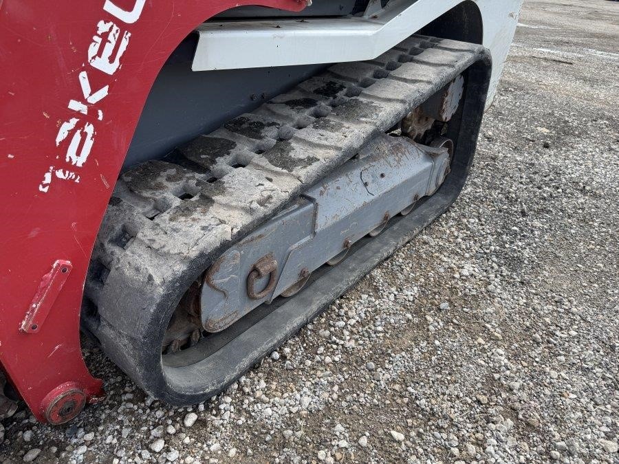 2021 Takeuchi TL8R2 Compact Track Loader - Image 15