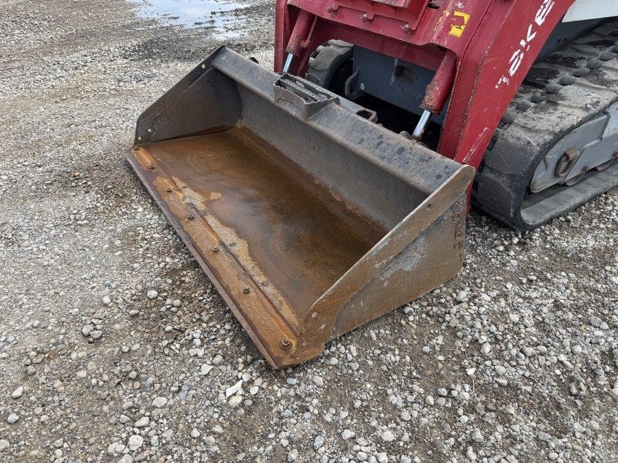 2021 Takeuchi TL8R2 Compact Track Loader - Image 24