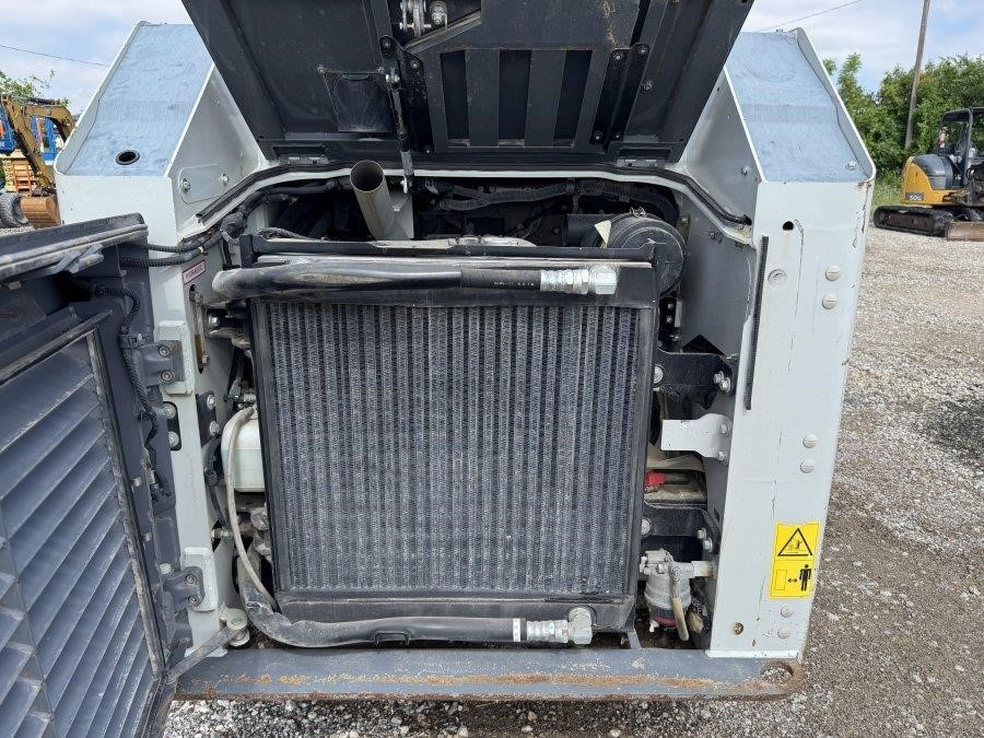 2021 Takeuchi TL8R2 Compact Track Loader - Image 38