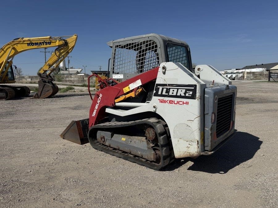 2021 Takeuchi TL8R2 Compact Track Loader - Image 3