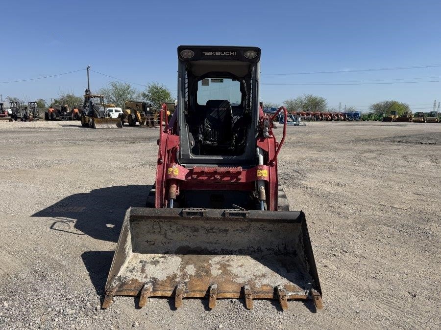 2021 Takeuchi TL8R2 Compact Track Loader - Image 8