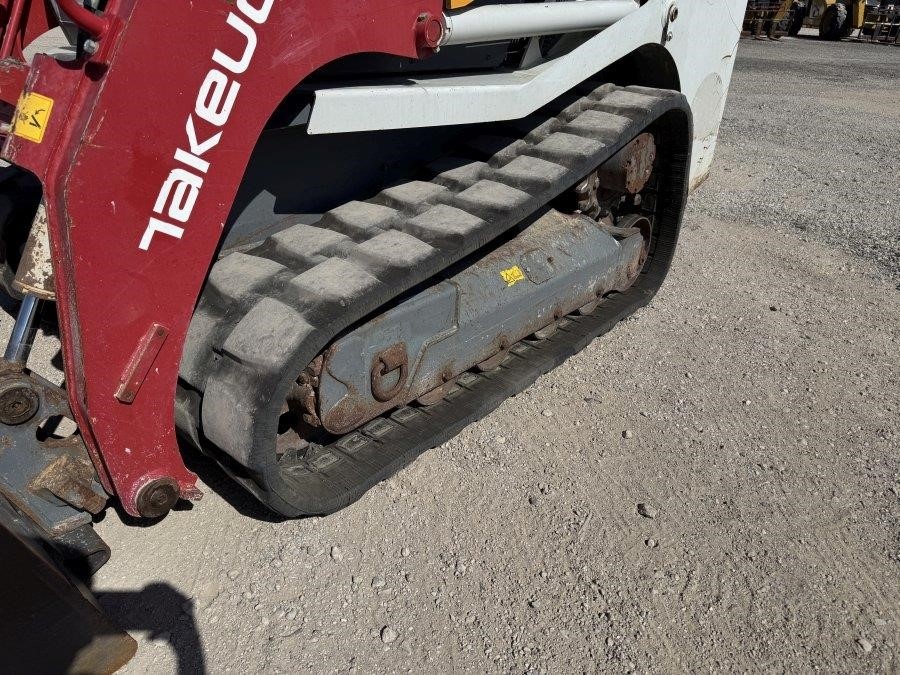 2021 Takeuchi TL8R2 Compact Track Loader - Image 10