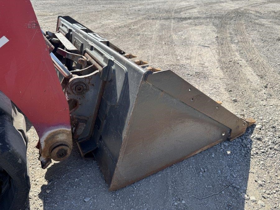 2021 Takeuchi TL8R2 Compact Track Loader - Image 21