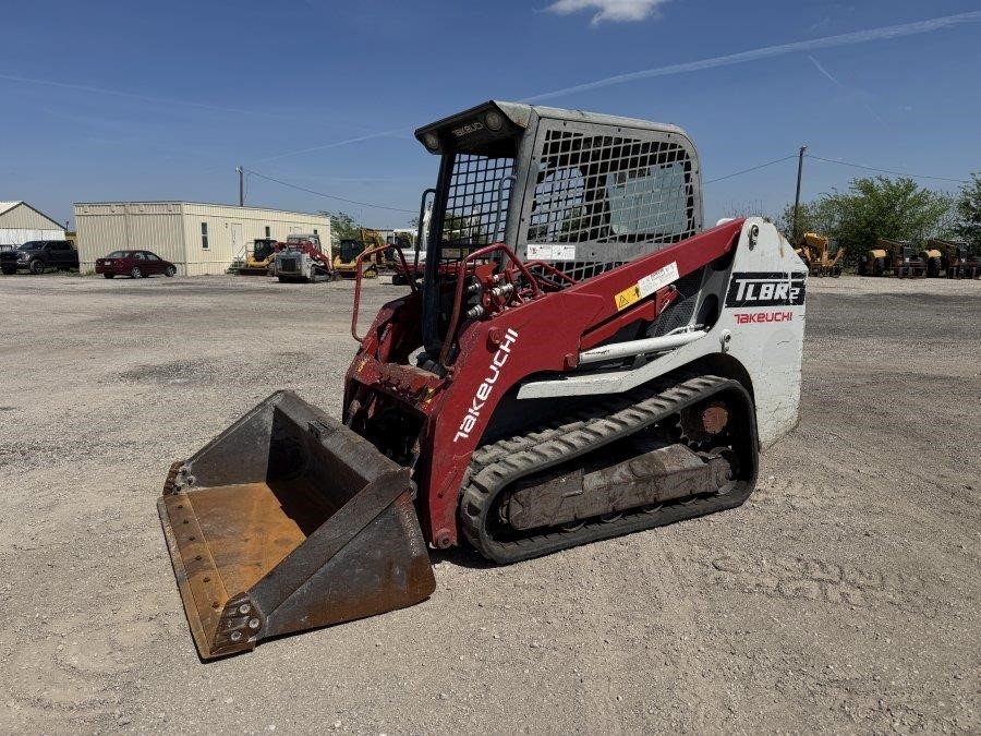 2021 Takeuchi TL8R2 Compact Track Loader