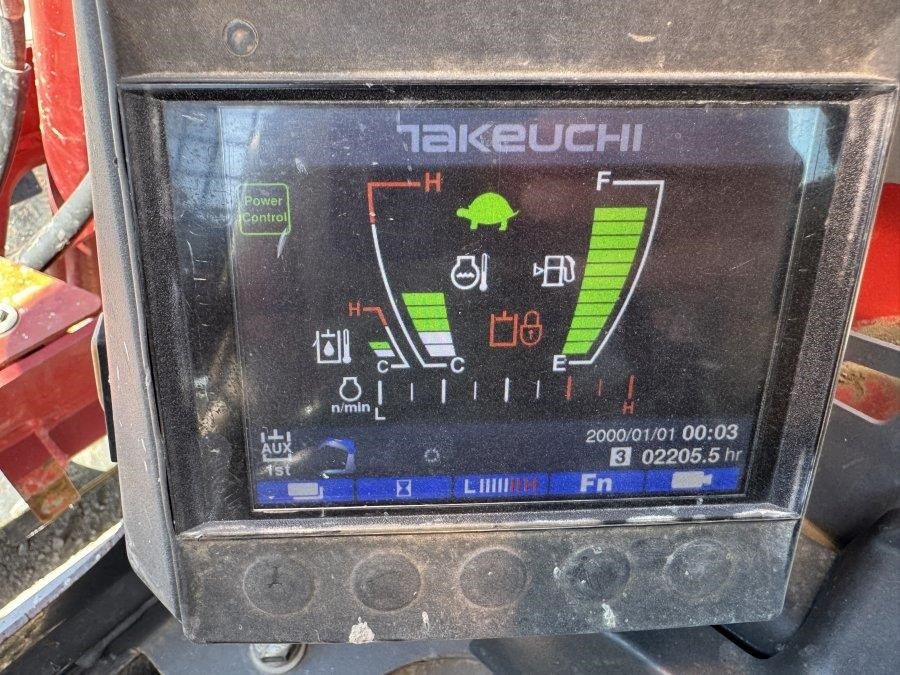 2021 Takeuchi TL8R2 Compact Track Loader - Image 25
