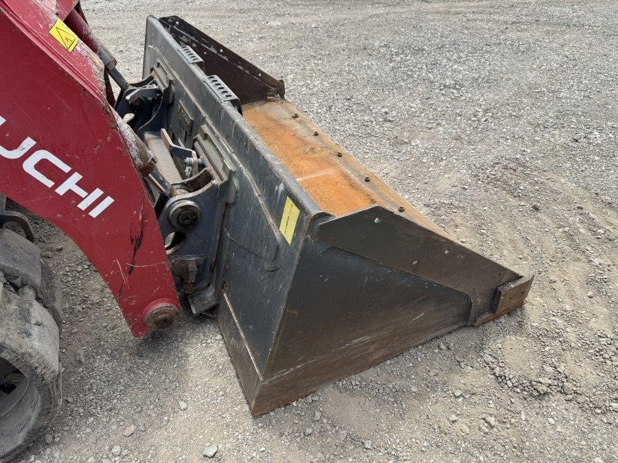2020 Takeuchi TL10V2 Compact Track Loader - Image 27