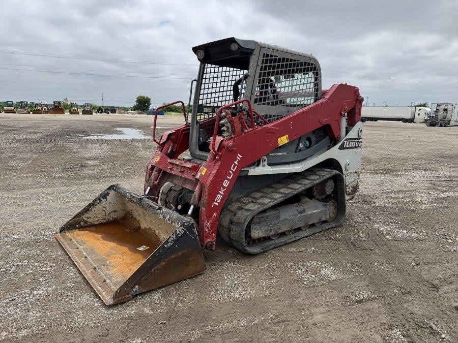 2020 Takeuchi TL10V2 Compact Track Loader