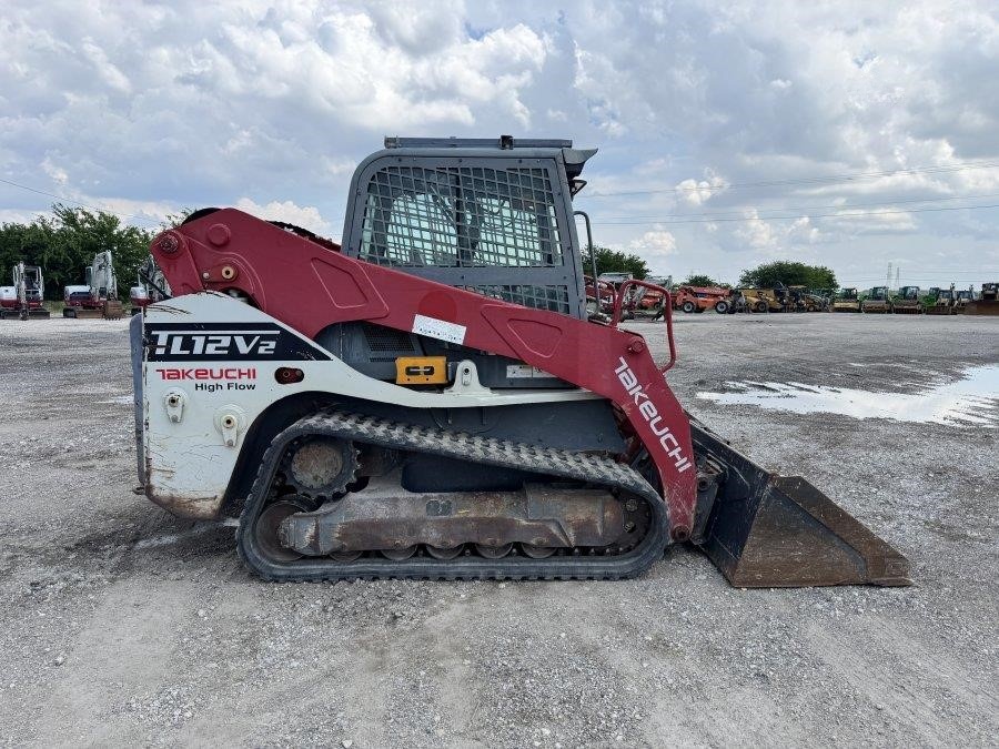 2020 Takeuchi TL12V2-CR Compact Track Loader - Image 6