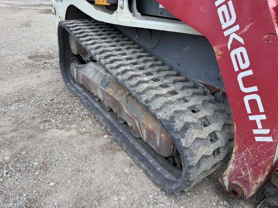 2020 Takeuchi TL12V2-CR Compact Track Loader - Image 22