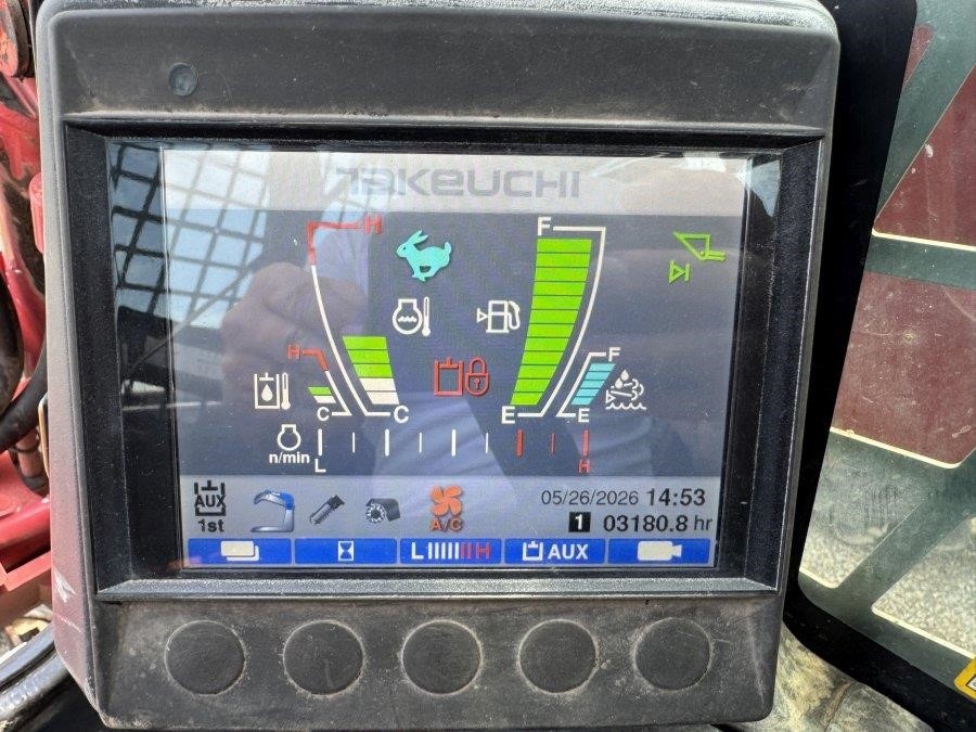 2020 Takeuchi TL12V2-CR Compact Track Loader - Image 40