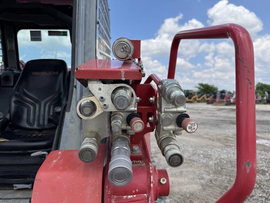 2020 Takeuchi TL12V2-CR Compact Track Loader - Image 43