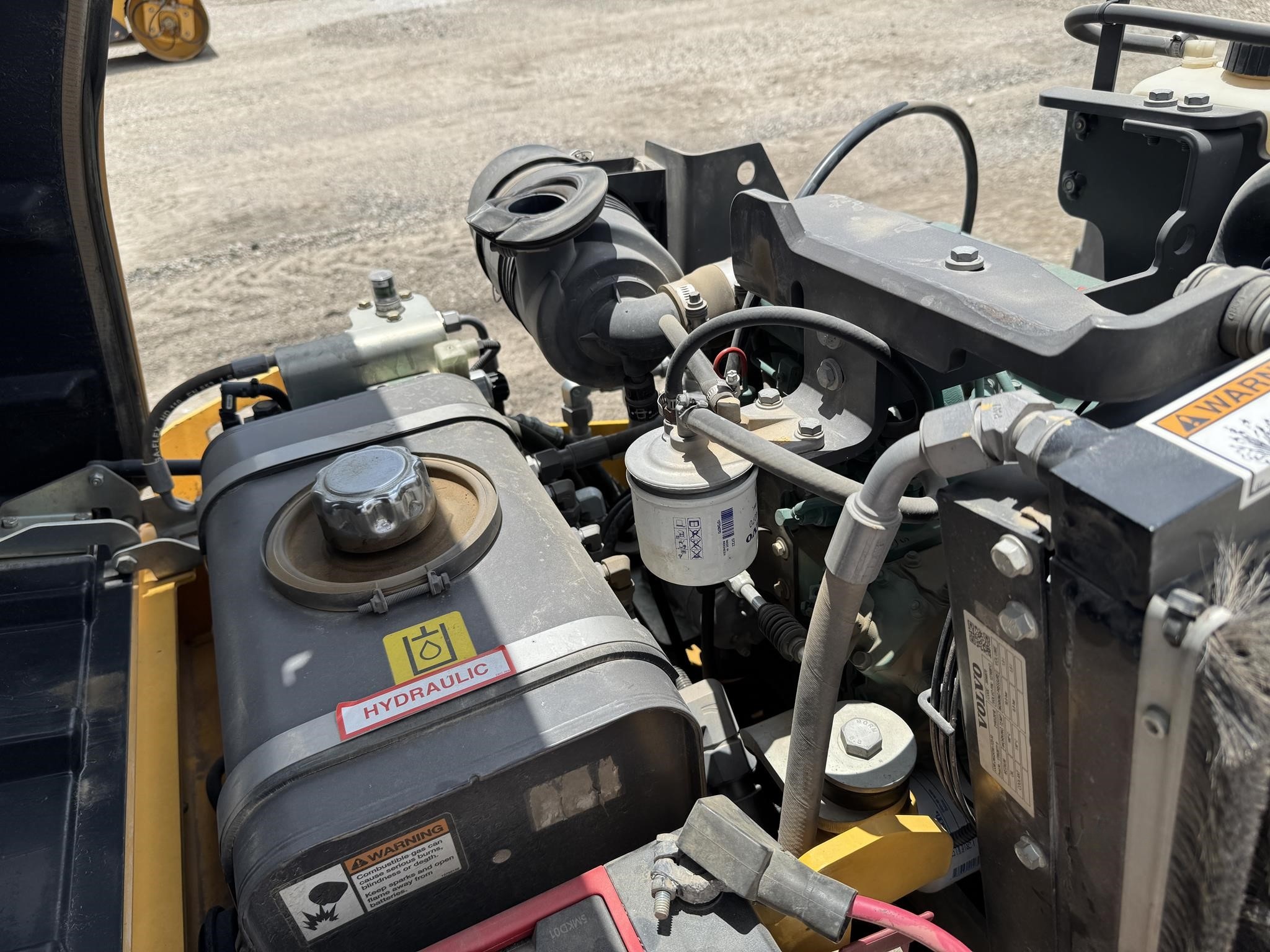 2018 Volvo DD25B Smooth Drum Compactor - Image 23