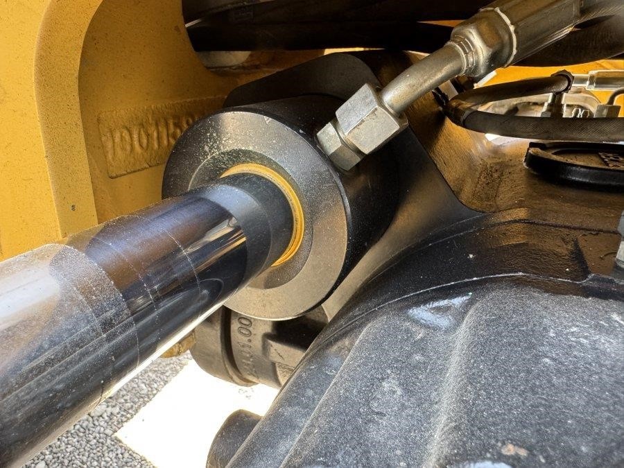 2019 Caterpillar TL1255D Telehandler - Image 21