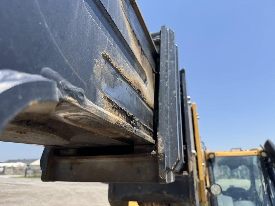 2019 Caterpillar TL1255D Telehandler - Image 31