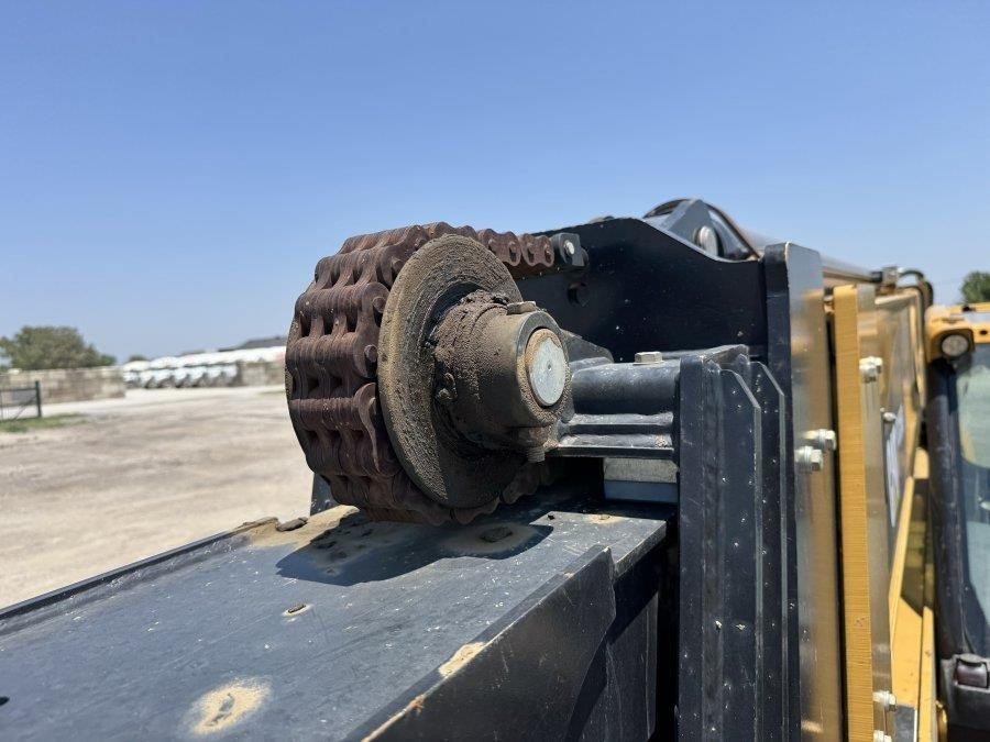 2019 Caterpillar TL1255D Telehandler - Image 33