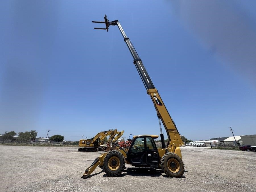 2019 Caterpillar TL1255D Telehandler - Image 50