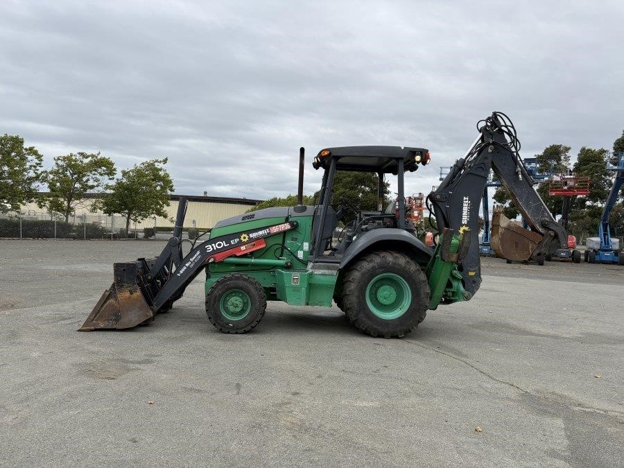 2018 Deere 310L EP Backhoe Loader - Image 2