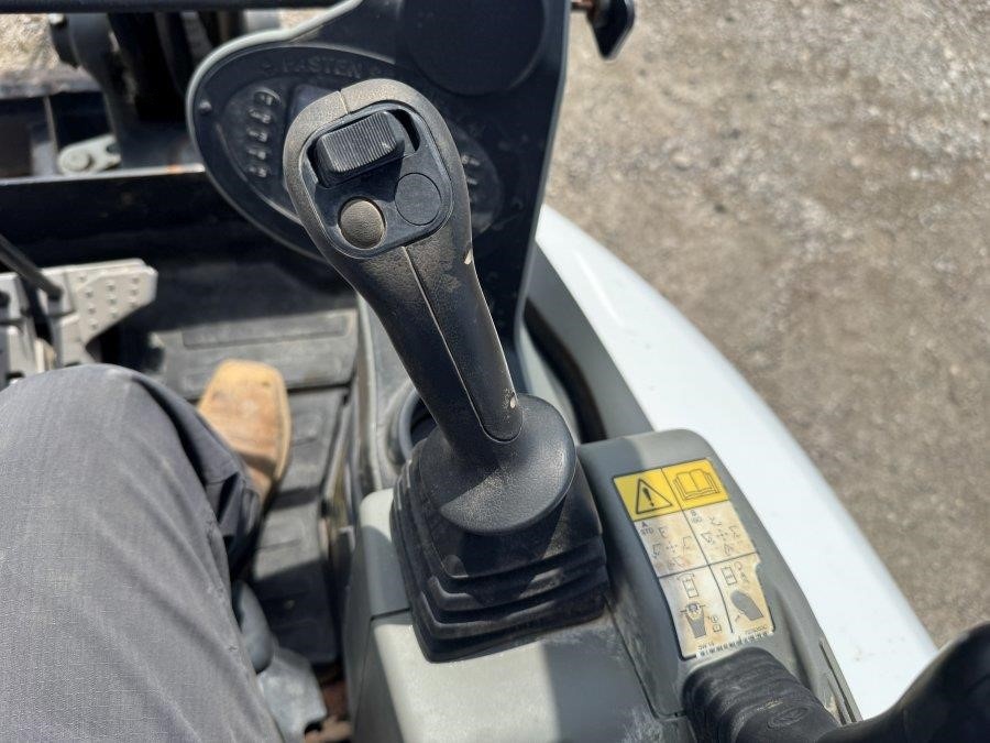 2020 Bobcat E26 Mini Excavator - Image 42