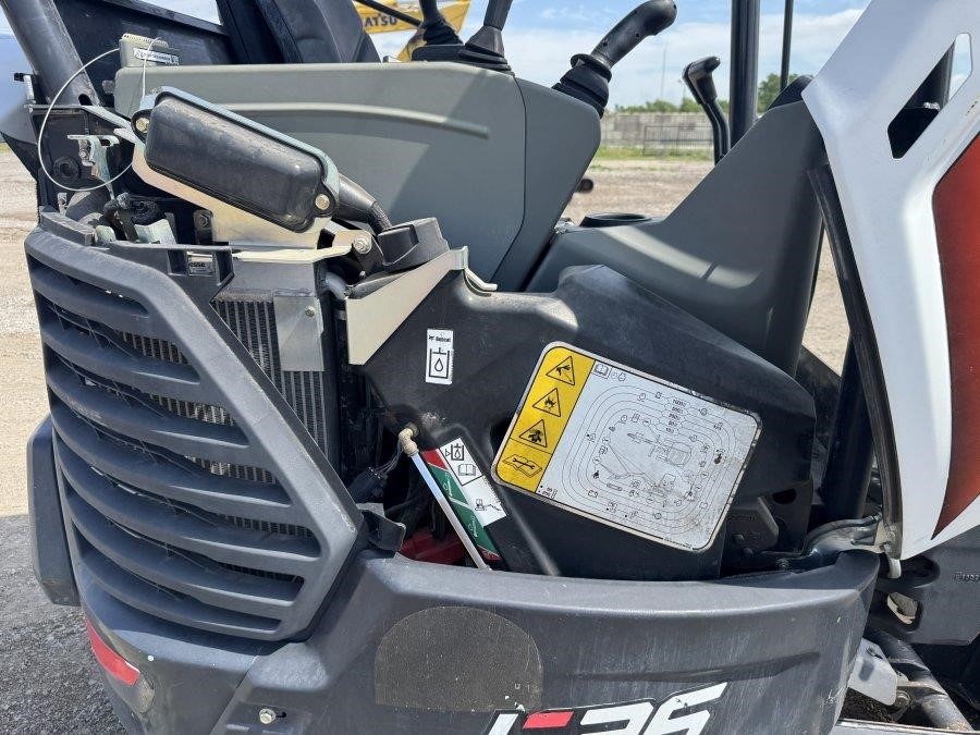 2020 Bobcat E26 Mini Excavator - Image 47