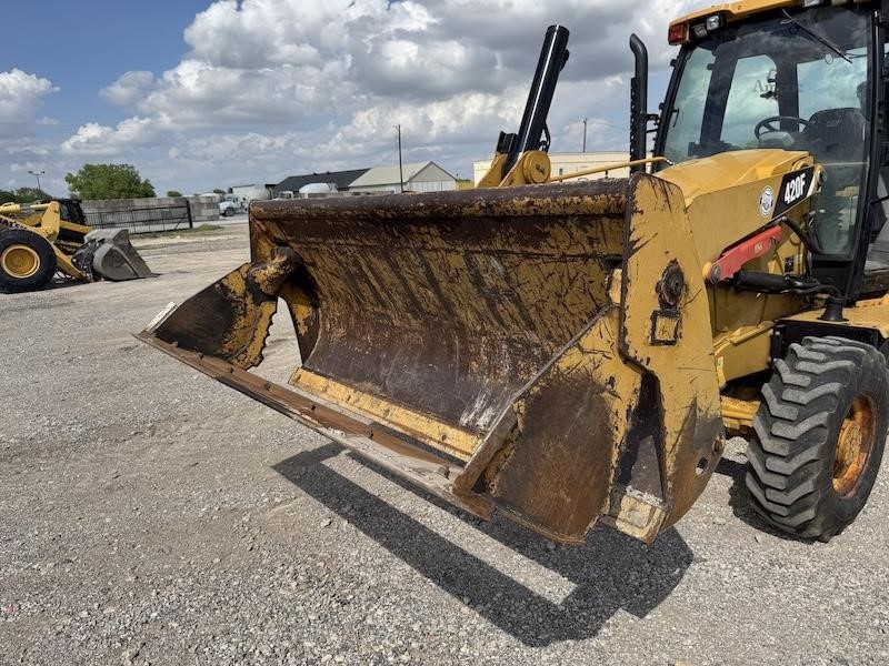 2014 Caterpillar 420F Backhoe loader - Image 15