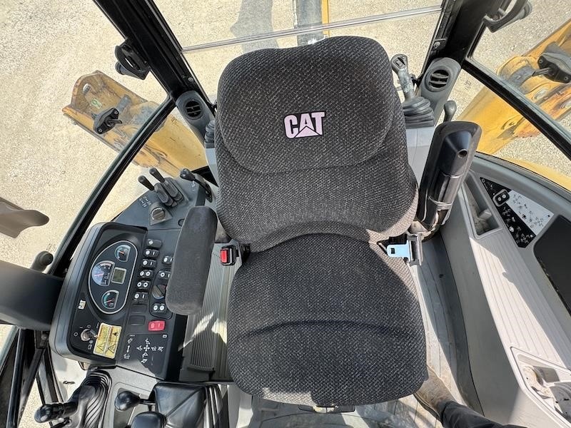 2014 Caterpillar 420F Backhoe loader - Image 23