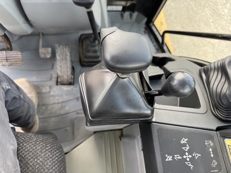 2014 Caterpillar 420F Backhoe loader - Image 28