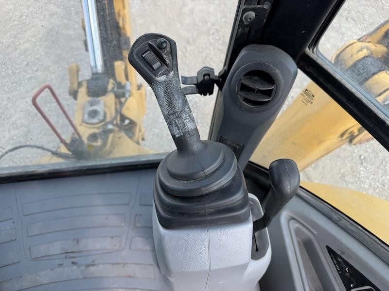 2014 Caterpillar 420F Backhoe loader - Image 34