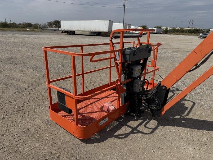 2007 JLG 1350SJP Boom Lift - Image 10
