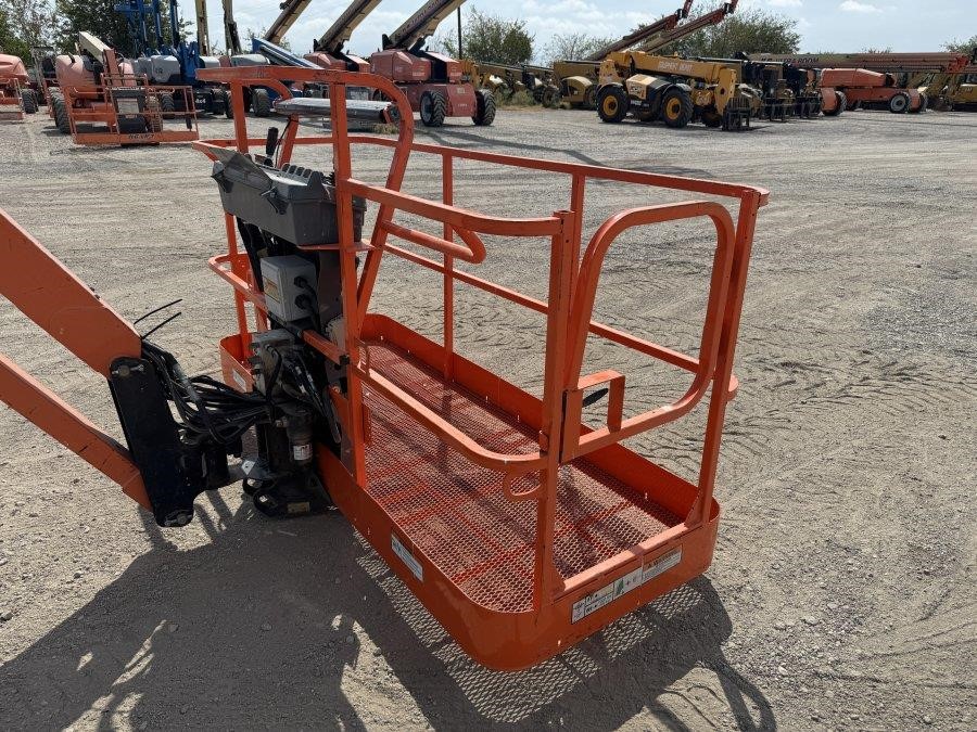 2007 JLG 1350SJP Boom Lift - Image 12