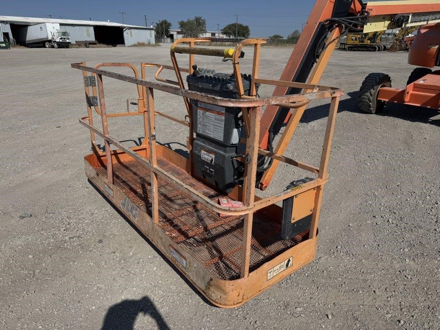 2007 JLG 460SJ Boom Lift - Image 8