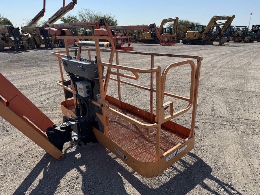 2007 JLG 460SJ Boom Lift - Image 9