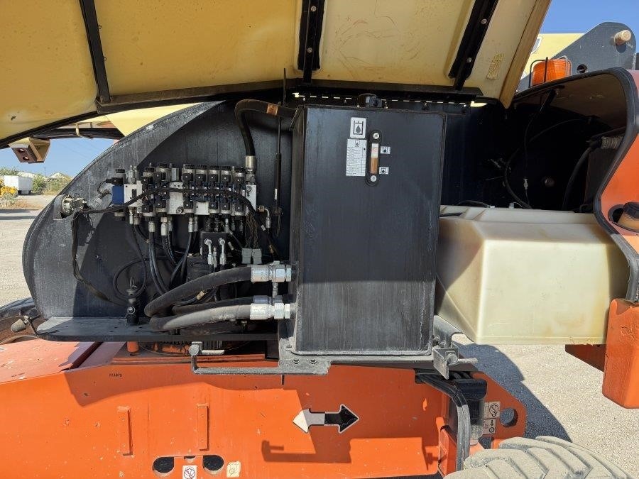 2007 JLG 460SJ Boom Lift - Image 28