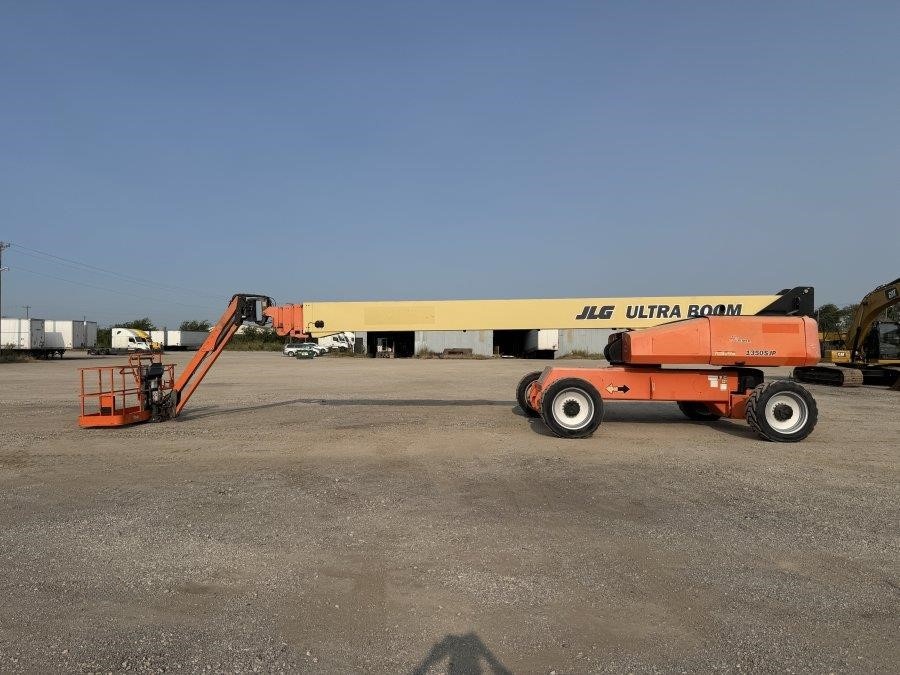 2009 JLG 1350SJP Boom Lift - Image 2