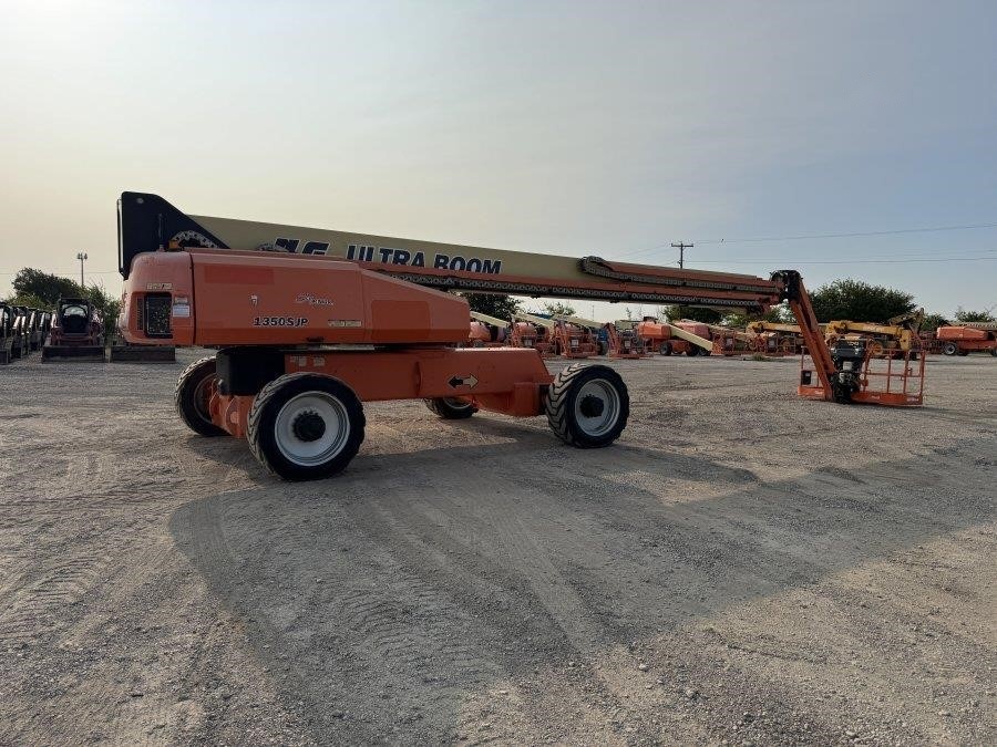 2009 JLG 1350SJP Boom Lift - Image 5
