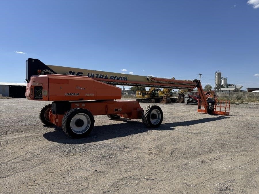 2010 JLG 1350SJP Boom Lift - Image 5