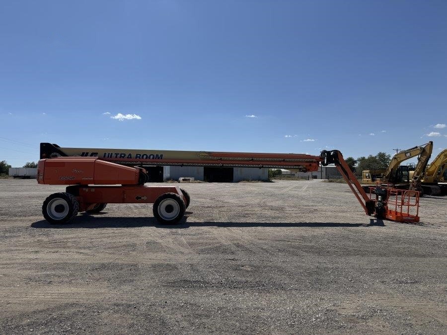 2010 JLG 1350SJP Boom Lift - Image 6