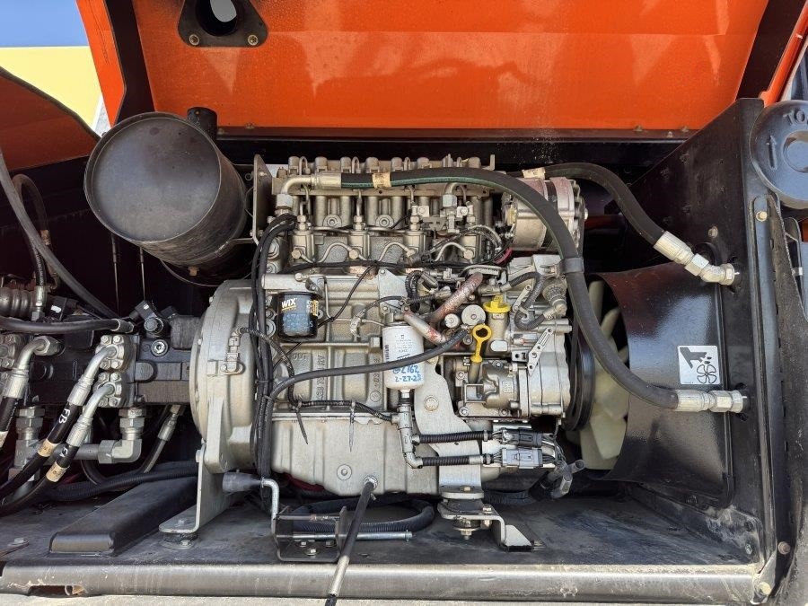 2010 JLG 1350SJP Boom Lift - Image 36