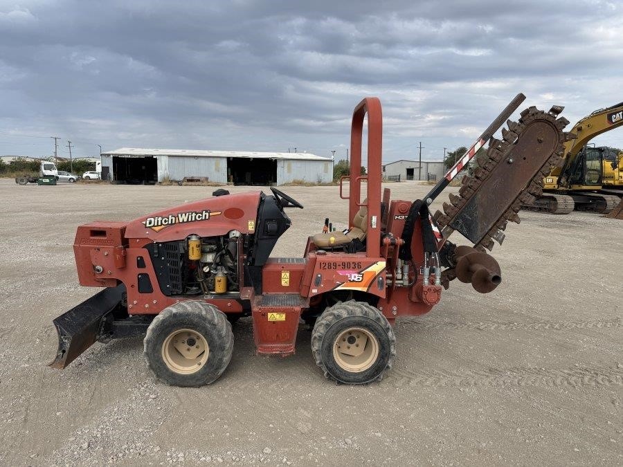 2015 Ditch Witch RT45 Trencher - Image 2