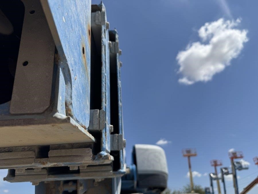 2017 Genie S-60XC Telescopic Boom Lift - Image 17