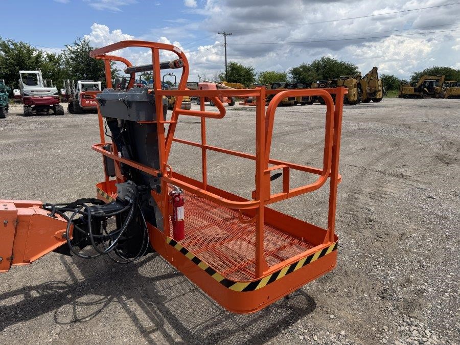 2017 JLG 600S 2WD Boom Lift - Image 23