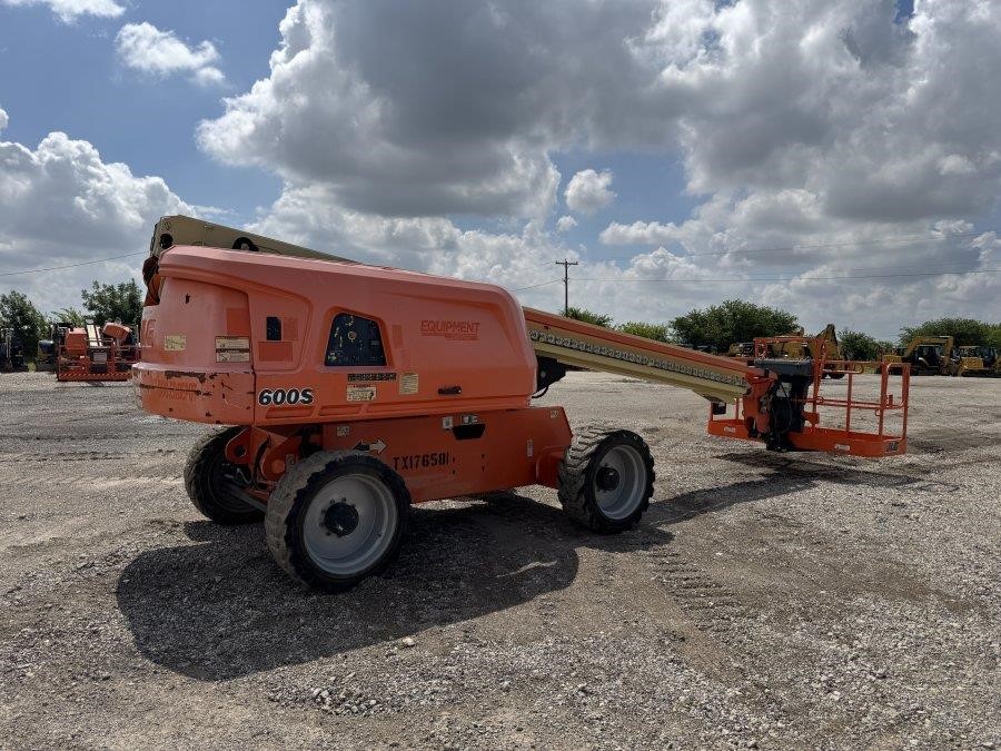 2018 JLG 600S 2WD Boom Lift - Image 5