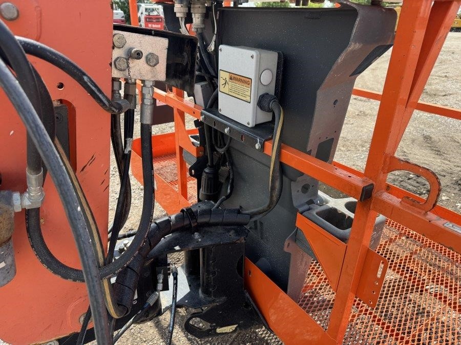 2018 JLG 600S 2WD Boom Lift - Image 27