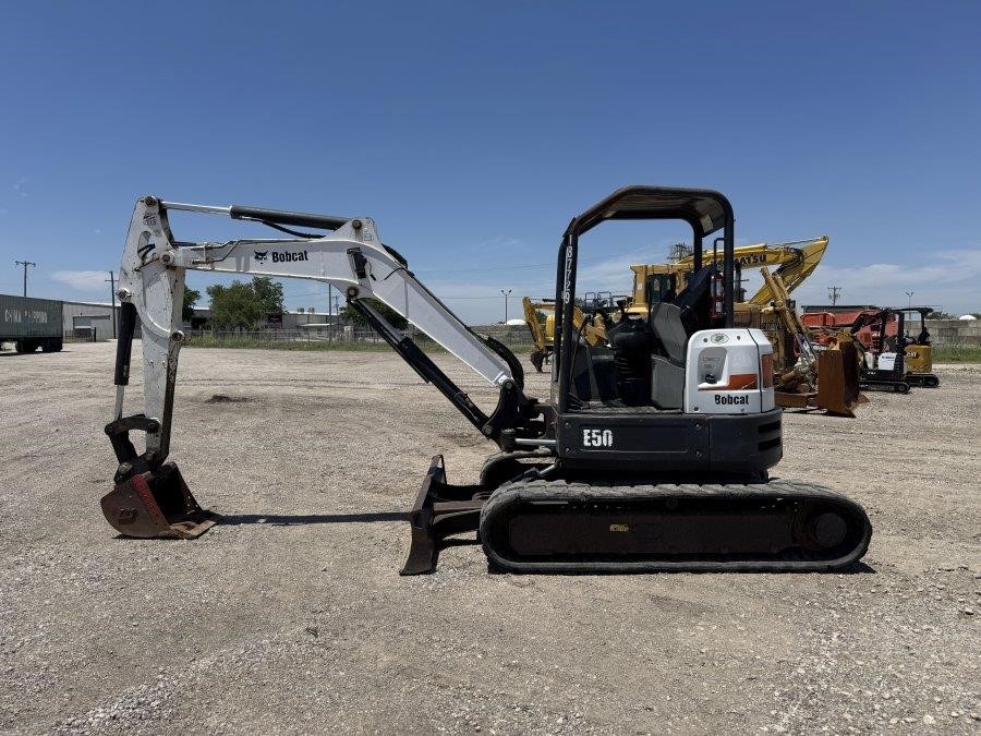 2019 Bobcat E50 Mini Excavator - Image 2