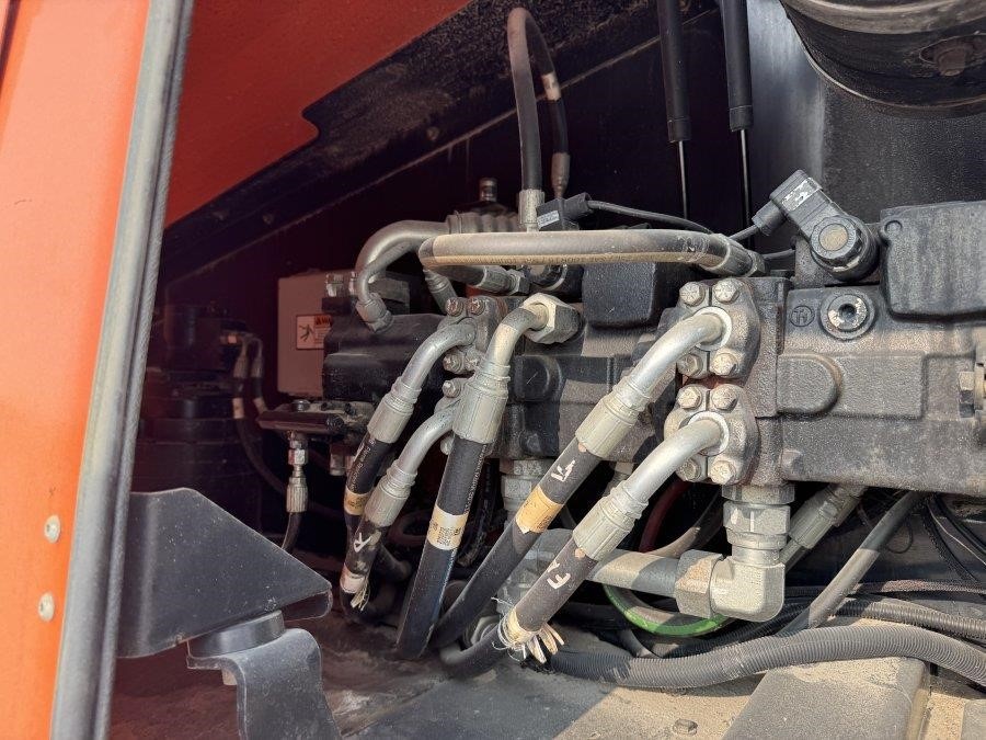 2009 JLG 1350SJP Boom Lift - Image 38