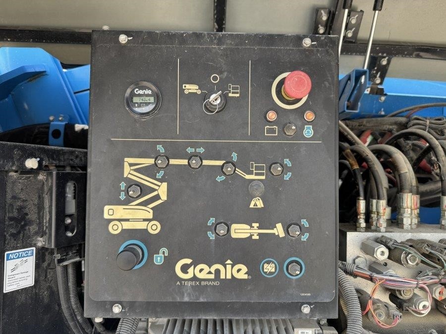 2017 Genie Z60-37FE Articulating Boom Lift - Image 20